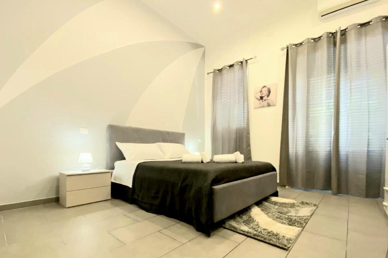 B&B Ammirata ปาแลร์โม ภายนอก รูปภาพ