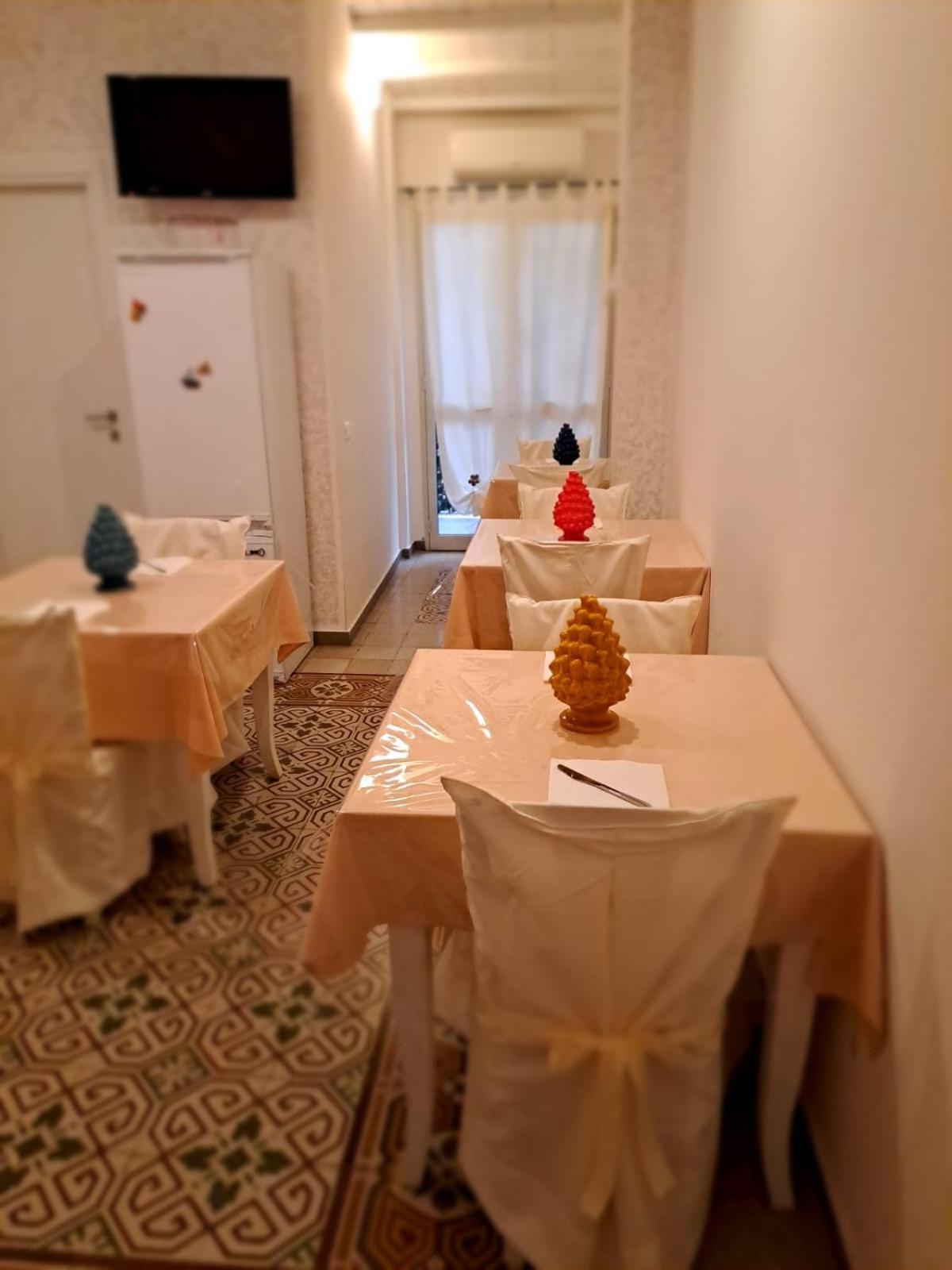 B&B Ammirata ปาแลร์โม ภายนอก รูปภาพ